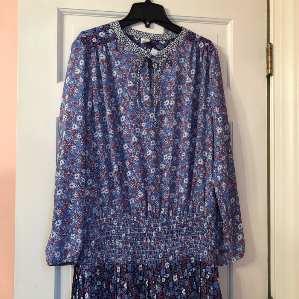 $15 Sale - NWT GAP Floral Long Sleeve Dress Medium